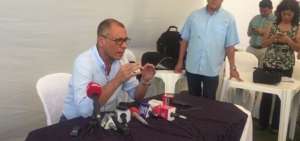 Glas reitera que el Gobierno Nacional respaldar&aacute; investigaciones de la Fiscal&iacute;a