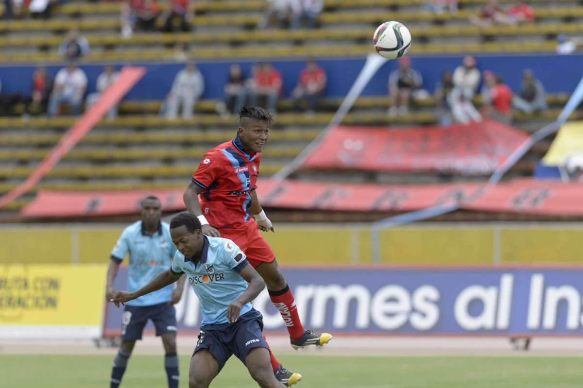 Miguel &Aacute;lvarez le dio dos anotaciones a El Nacional ante la Cat&oacute;lica. Foto: John Guevara / El Tel&eacute;grafo.