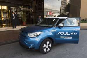 Autos el&eacute;ctricos con 0% de aranceles para importaci&oacute;n