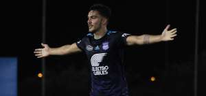 El mediocampista uruguayo Nicol&aacute;s Queiroz marc&oacute; la segunda anotaci&oacute;n &ldquo;el&eacute;ctrica&rdquo; a los 34 minutos, con un tiro de media distancia.
