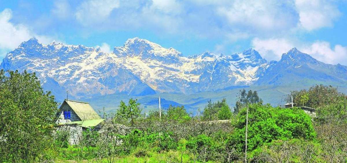 Uno de los principales objetivos del Fondo es evitar que se traspase la frontera agr&iacute;cola. Para ello se implementan cada a&ntilde;o planes de desarrollo socioecon&oacute;mico en comunidades cercanas a los p&aacute;ramos.