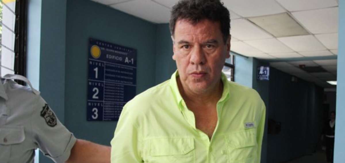 La sanci&oacute;n impide a Reynaldo V&aacute;squez participar en cualquier tipo de actividad relacionada con el f&uacute;tbol.