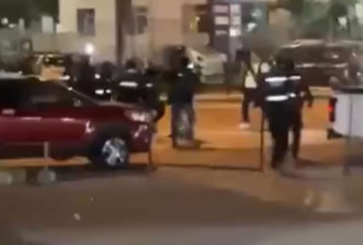 Un grupo de periodistas y camarógrafos fue agredido por guardias de seguridad en la Terminal Terrestre de Guayaquil.