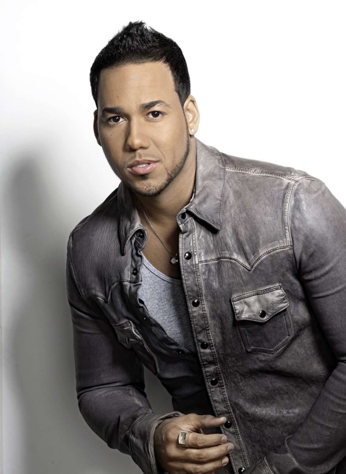 La nueva aventura de Romeo Santos ser&aacute; en R&aacute;pidos y furiosos