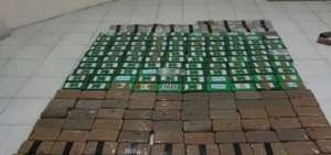 Decomisan dos toneladas de droga con destino a Europa