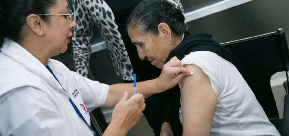 1,8 millones de vacunas se han suministrado a los grupos de riesgo.