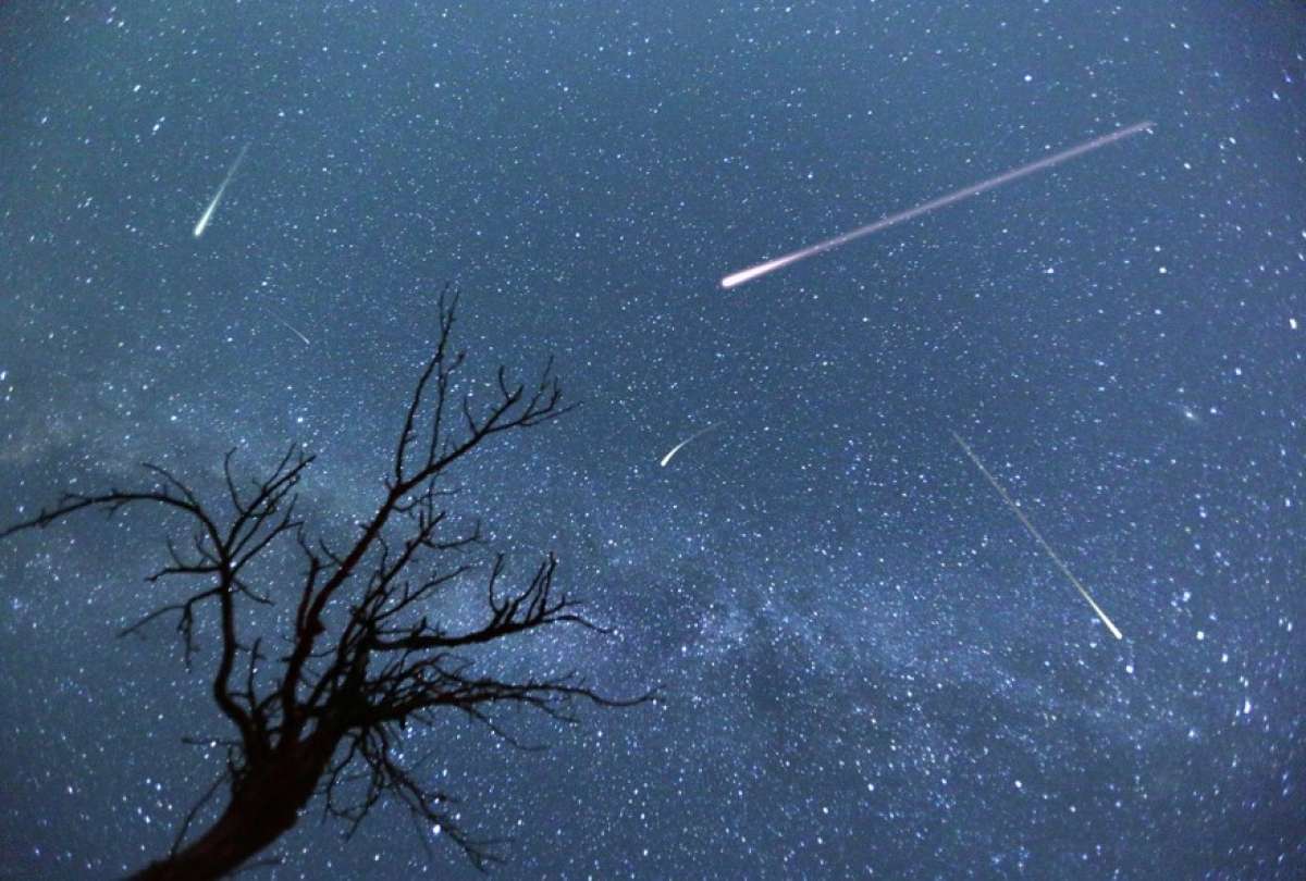 Leónidas 2025: la lluvia de meteoros que iluminará el cielo de Ecuador