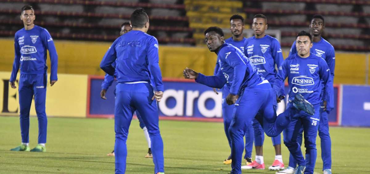 Ecuador cierra las eliminatorias frente a una desesperada Argentina