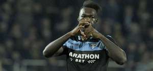 Felipe Caicedo mete al Lazio en puestos de competiciones europeas