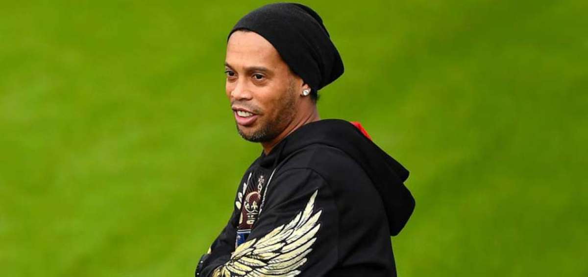 Determinan aprehensi&oacute;n de pasaporte a Ronaldinho Ga&uacute;cho por impago de multa