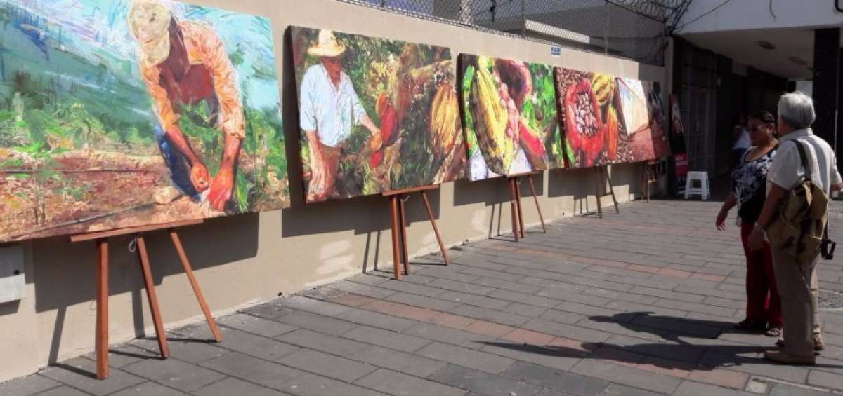 Calles c&eacute;ntricas de Guayaquil se transforman en sede de festival cultural