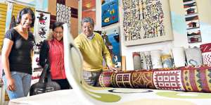 De todas las artesan&iacute;as guane&ntilde;as, las alfombras son las m&aacute;s codiciadas por los turistas extranjeros. Foto: Roberto Ch&aacute;vez / El Tel&eacute;grafo