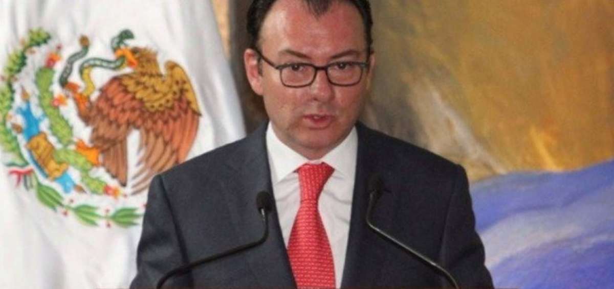 El secretario de Hacienda, Luis Videgaray durante una conferencia de prensa. 