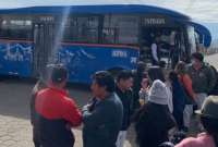Barrios periféricos de Calderón tienen nuevas rutas de buses