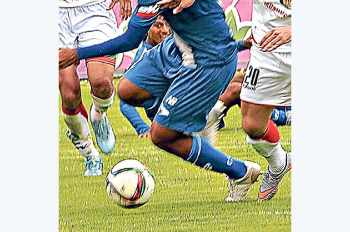 14 clubes femeninos participan en el Interparroquial Pelileo 2015 