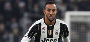 Medhi Benatia. Es uno de los defensas centrales m&aacute;s codiciados en Europa, por sus actuaciones con el Roma, Bayern M&uacute;nich y Juventus, Benatia es el capit&aacute;n y referente.