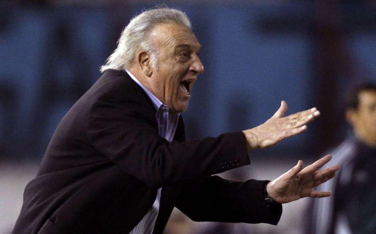 Basile ech&oacute; al Papa Francisco del vestuario cuando dirigi&oacute; San Lorenzo (VIDEO)