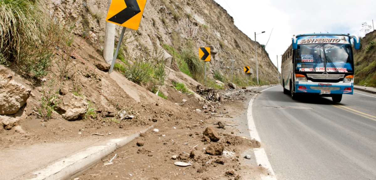 En el sector de Santa Rosa (zona alta de Ambato) se construir&aacute; un colector de aguas lluvias para impedir que el lodo y la palizada afecten a las urbanizaciones del sector bajo.