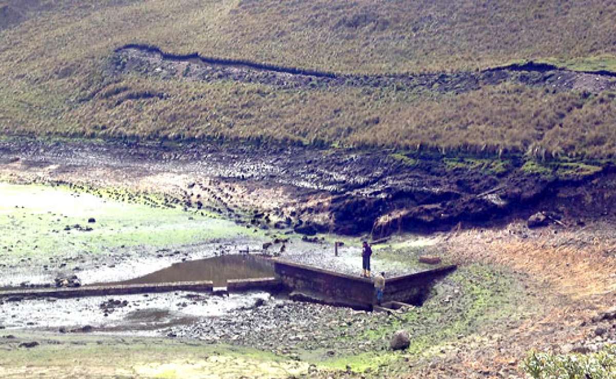  En las fuentes de agua del  Ca&ntilde;ar se ha  reducido su abastecimiento regular. Foto: Cortes&iacute;a