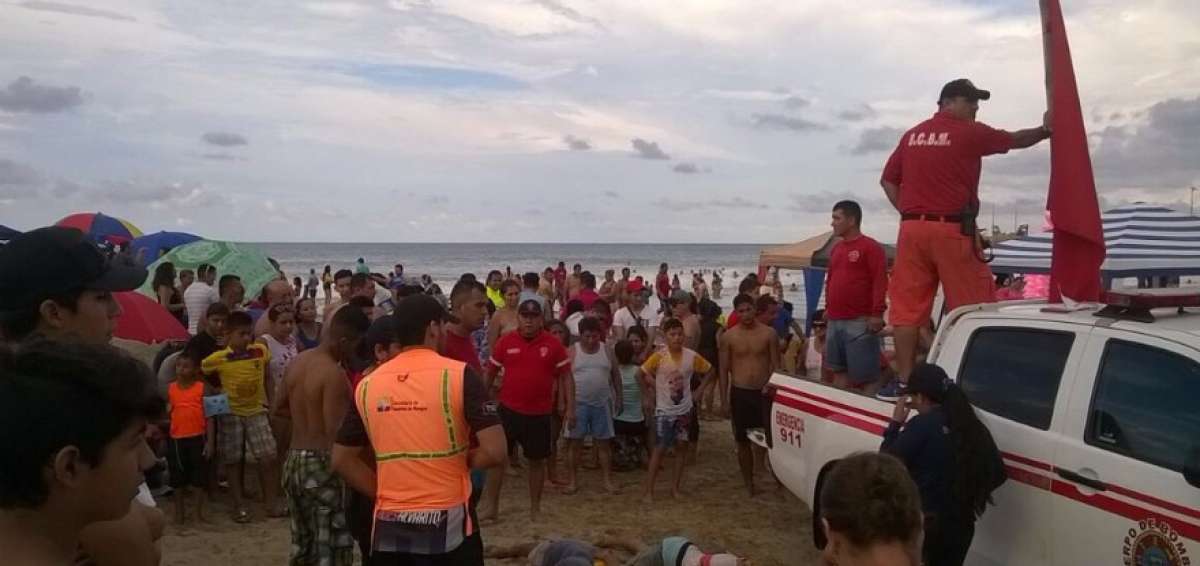 En Manta, elementos de socorro rescataron a 20 ba&ntilde;istas, inform&oacute; la Secretar&iacute;a de Gesti&oacute;n de Riesgos.  