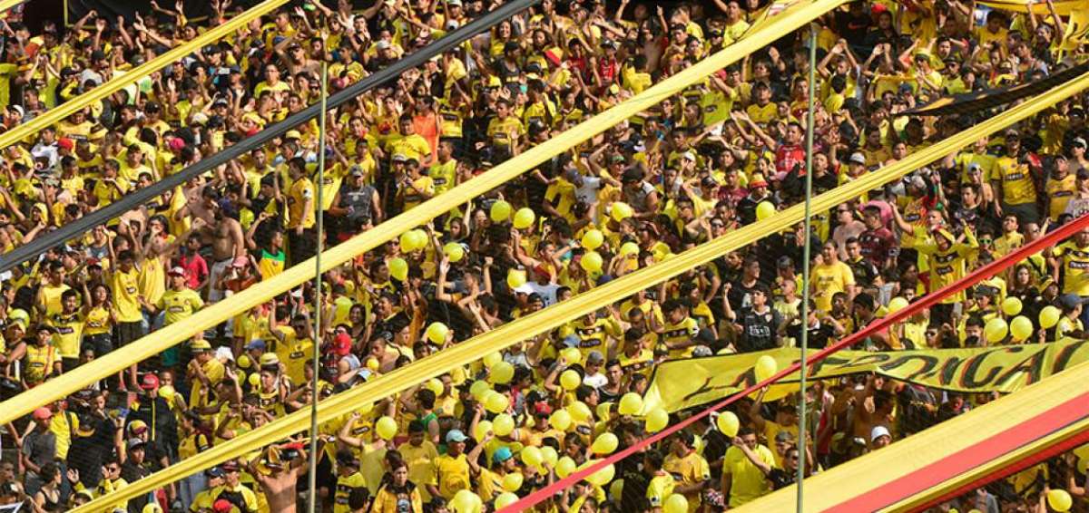 Barcelona debe ceder 2.200 boletos por partido