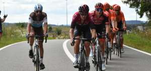 Ineos Grenadier incluye a Jhonatan Narv&aacute;ez para el Giro de Italia 2020