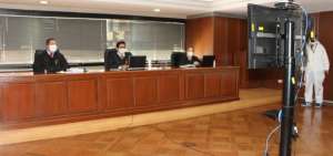Tribunal del caso Sobornos instal&oacute; audiencia y luego la suspendi&oacute;