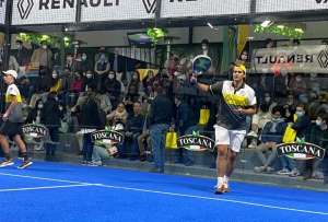 Nicol&aacute;s Lapentti particip&oacute; en torneo de exhibici&oacute;n de p&aacute;del