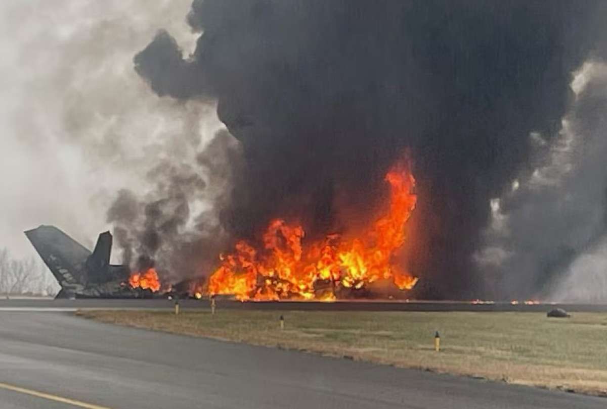Al menos siete personas fallecieron en un accidente a&eacute;reo en Carolina del Norte. 