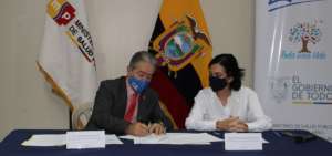 Convenio permitir&aacute; la profesionalizaci&oacute;n de m&eacute;dicos y enfermeras en oncolog&iacute;a infantil