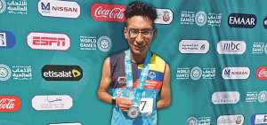 El fondista cuencano Juan Pugo gan&oacute; medalla de plata en los 3.000 metros planos.   