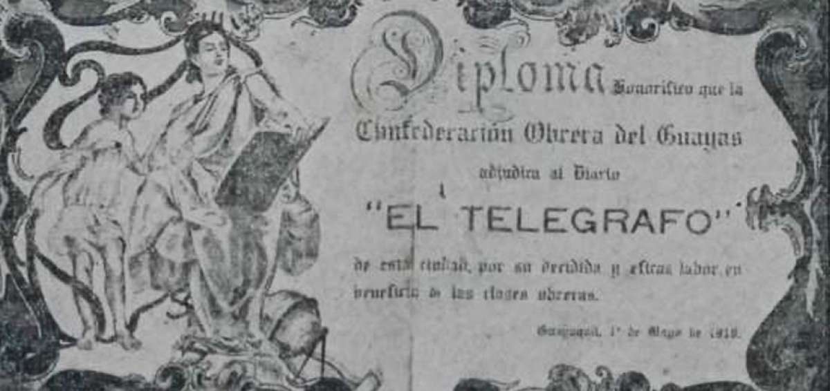 La clase trabajadora entrega pergamino a EL TEL&Eacute;GRAFO