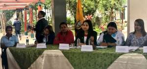 Ministra de Agricultura se re&uacute;ne con asociaciones agr&iacute;colas en Santa Elena