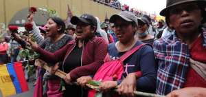 La marcha de los ind&iacute;genas por el centro de Quito fue pac&iacute;fica
