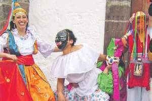 Quite&ntilde;os celebrar&aacute;n el carnaval en casa 