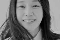 El mundo del entretenimiento surcoreano está de luto tras la muerte de la actriz Lee Seo Yi, recordada por su talento en la televisión, el cine y el teatro.