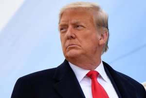 Trump dejó la puerta abierta de un posible ataque contra Irán, mientras la tensión sigue creciendo