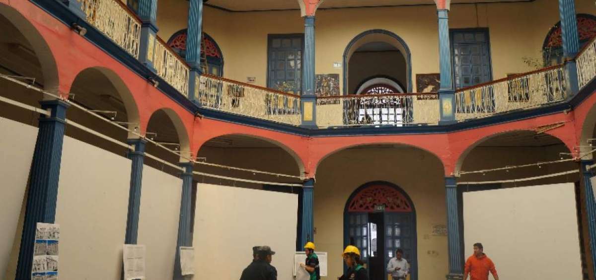 El Municipio de Loja firm&oacute; un convenio, en marzo de 2015, con el Ministerio de Cultura para restaurar el teatro.