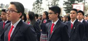 Los estudiantes del Colegio Dillon, durante la inauguraci&oacute;n del A&ntilde;o Lectivo.
