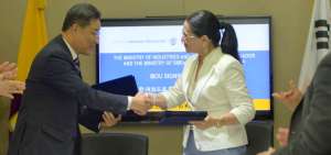 Eva Garc&iacute;a firm&oacute; un memorando de entendimiento con el Viceministerio de Peque&ntilde;as y Medianas Empresas y Emprendimiento en Corea del Sur.