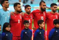 Jugadores de Irán no cantaron su himno nacional