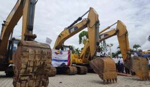 La maquinaria valorada en m&aacute;s de $ 500.000 fue entregada por la Agencia de Regulaci&oacute;n y Control Minero (Arcom). Foto: Cortes&iacute;a Ministerio de Miner&iacute;a
