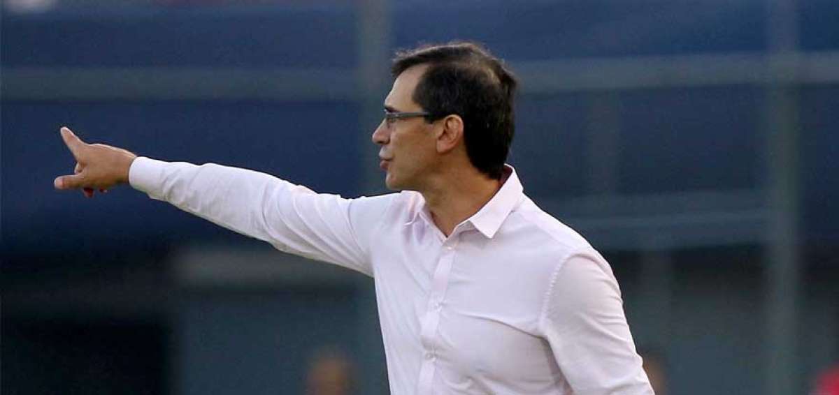Fabi&aacute;n Bustos lidera el cuerpo t&eacute;cnico &ldquo;cet&aacute;ceo&rdquo; desde 2018. Un a&ntilde;o antes fue director deportivo.