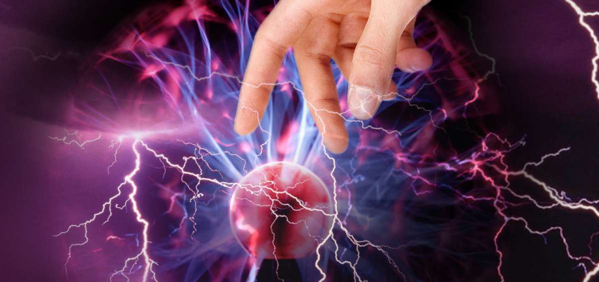 &iquest;Te electrocutas cuando tocas algo o a alguien? Es por la LS, una patolog&iacute;a desconocida