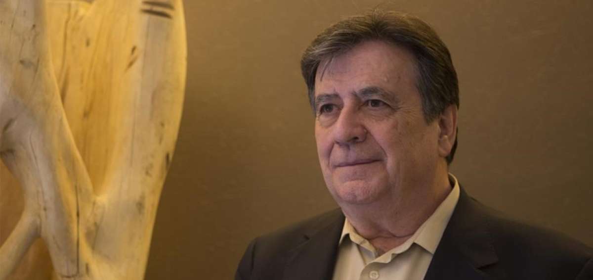 "La felicidad no es un tema atractivo para una novela"