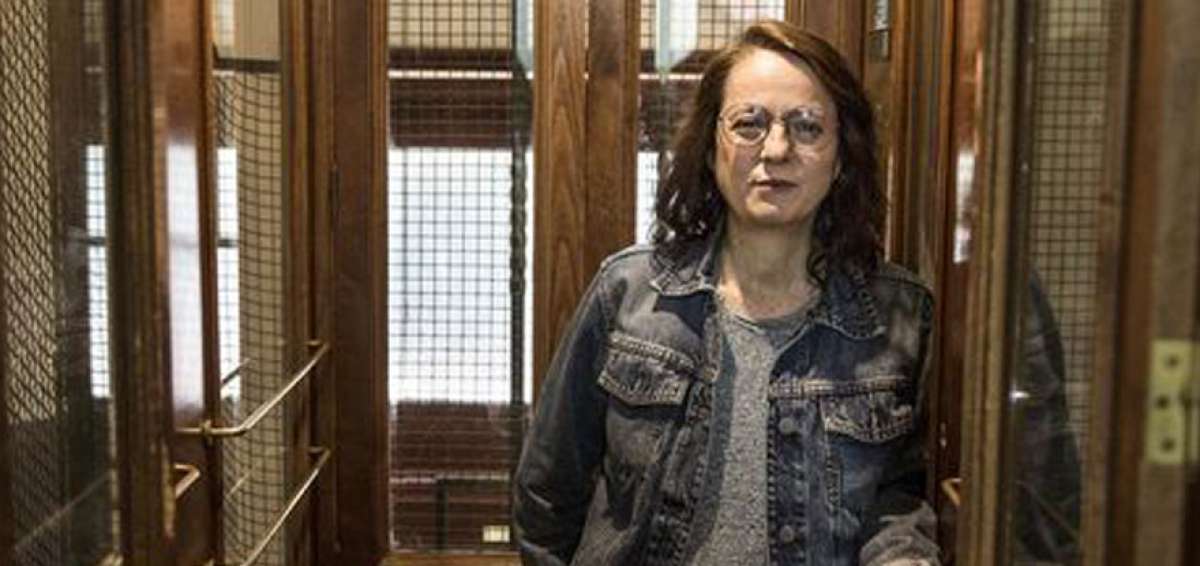 El poemario 'Vintage' (2013) fue el origen de la novela Peque&ntilde;as mujeres rojas (2020); en concreto, el poema &ldquo;Huesos&rdquo;, confes&oacute; la escritora Marta Sanz.