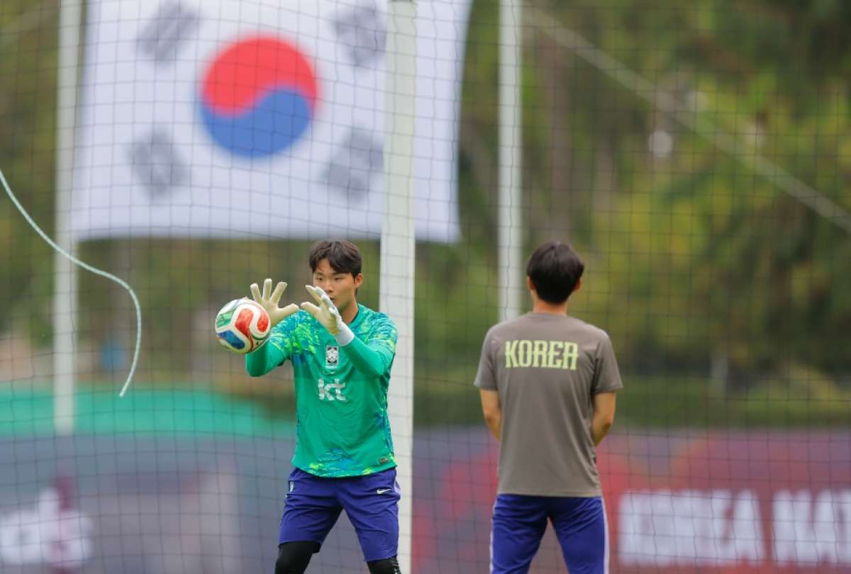Jugadores de Corea del Sur enojados con la prensa de su pa&iacute;s por burlas a su capit&aacute;n. 