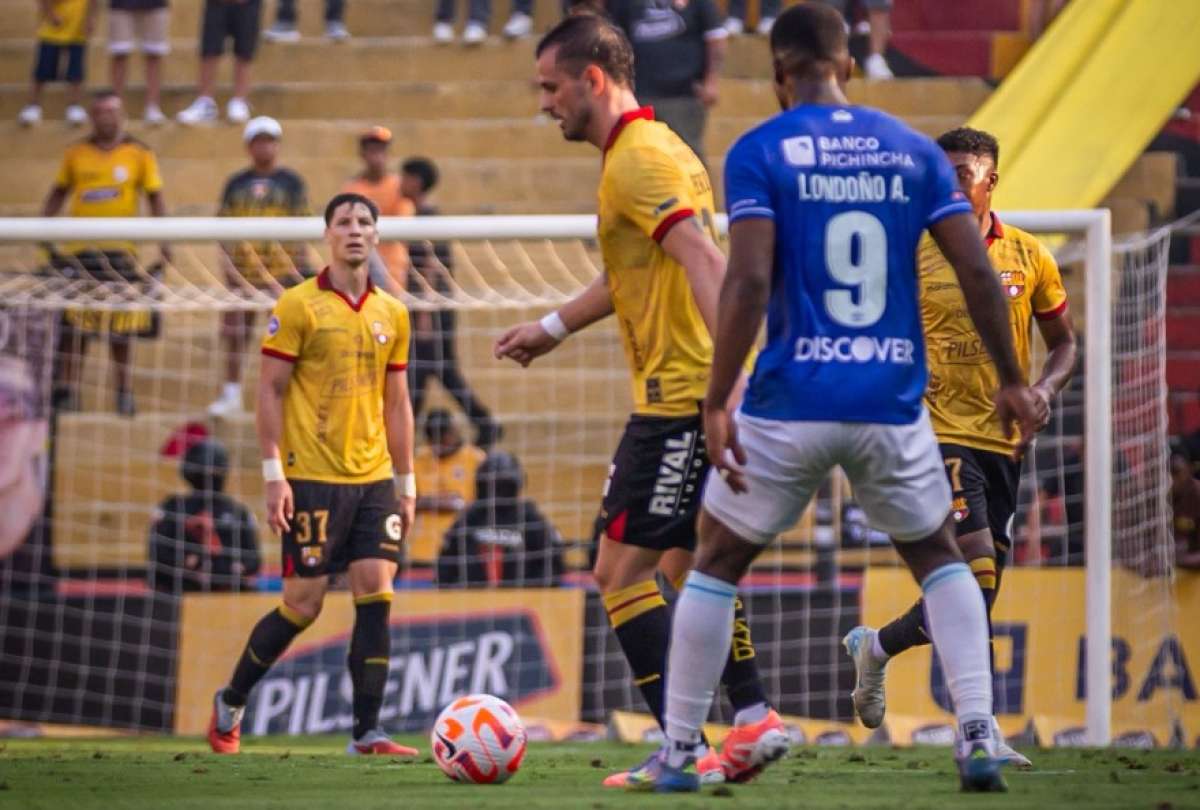 Barcelona todavía no está en Copa Libertadores