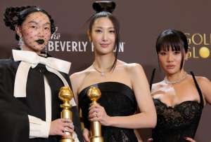 Ejae es la cantante coreana-estadounidense que interpret&oacute; Golden, que brill&oacute; en los Golden Globe Awards. 