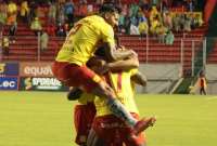 Aucas gustó, ganó y goleó al Independiente del Valle.